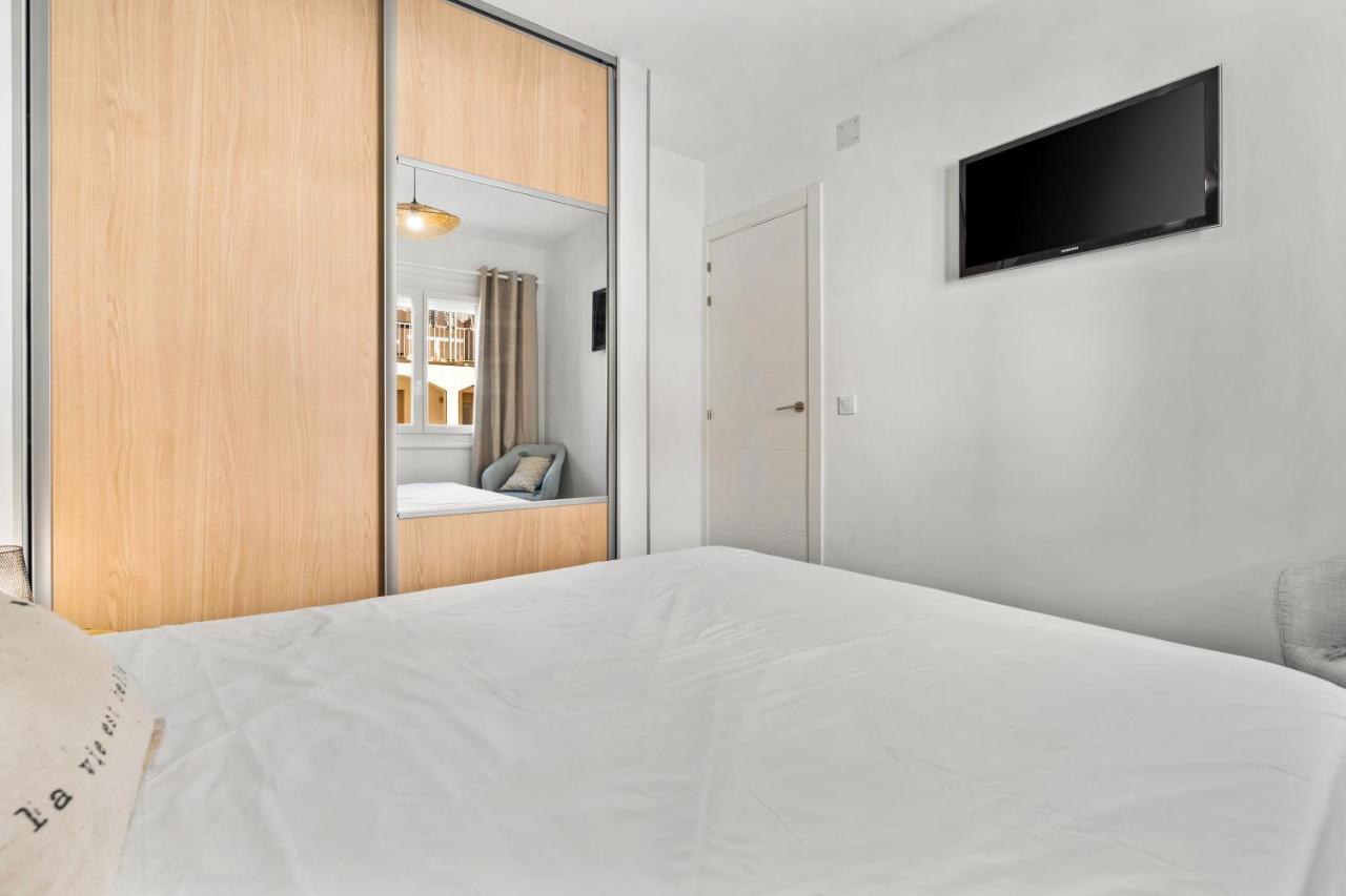 엠푸리아브라바 Apartamento Welcs -013- Con Terraza Y Piscina 아파트 외부 사진